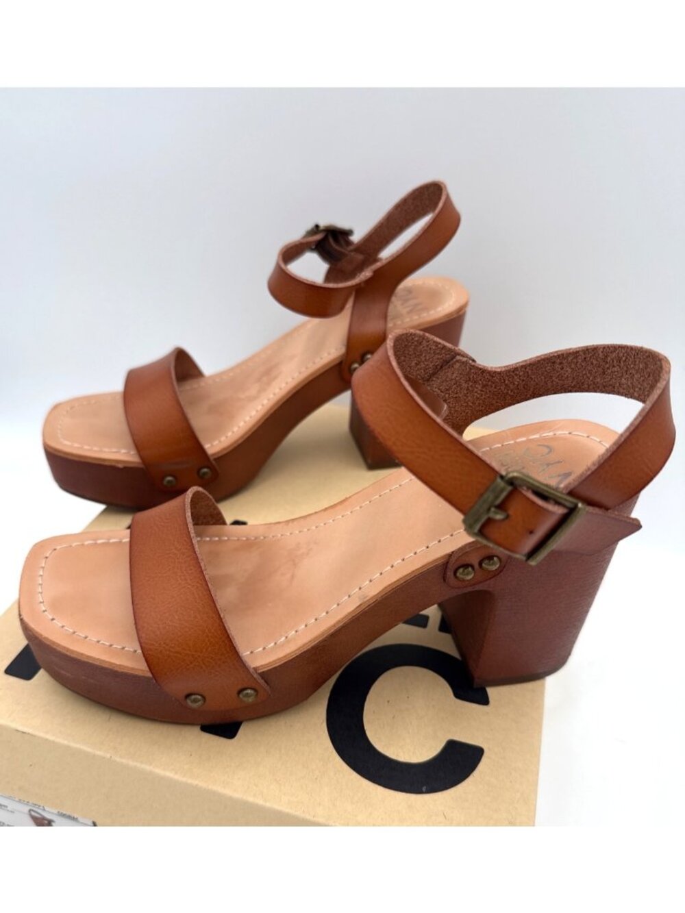 Madden NYC Slingback Lift Platform Sandal Cognac Brown size 6 - Picture 6 of 11